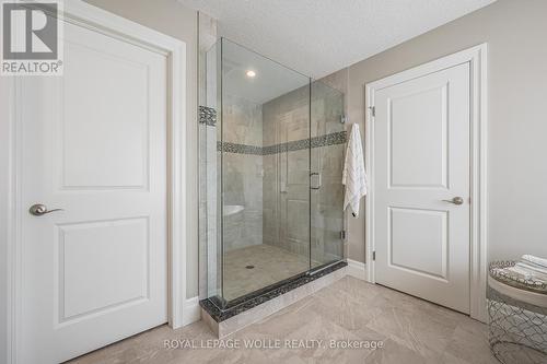 23 Highgrove Court, Cambridge, ON 