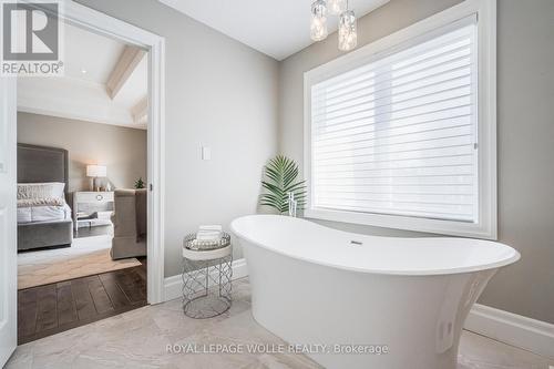 23 Highgrove Court, Cambridge, ON 