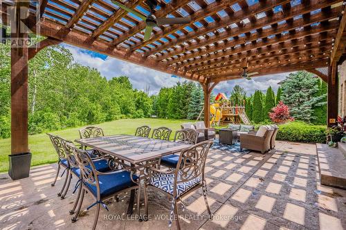 23 Highgrove Court, Cambridge, ON 
