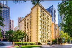 505 - 80 CHARLES STREET E  Toronto, ON M4Y 2W6