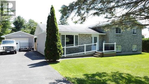 12078 LAKESHORE DRIVE E  South Dundas, ON K0C 1X0