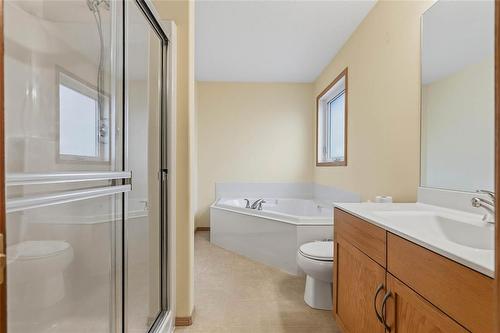 7 Kingfisher Crescent, Winnipeg, MB 