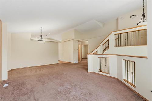 7 Kingfisher Crescent, Winnipeg, MB 