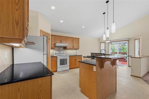 7 Kingfisher Crescent, Winnipeg, MB 