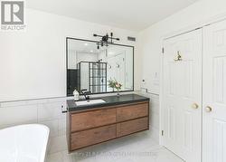 Primary ensuite bathroom - 