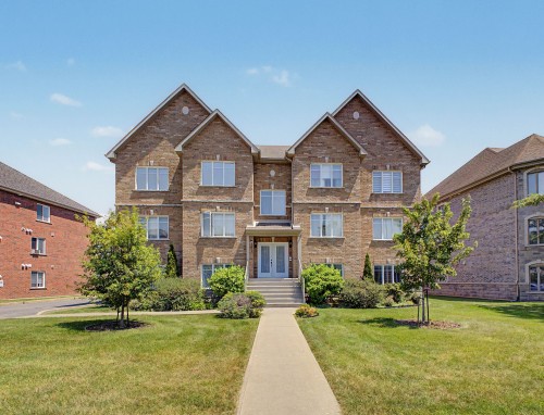 Front of Structure - 101-181 Rue Des Échevins, Saint-Jean-Sur-Richelieu, QC 