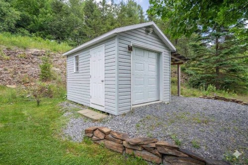 Remise - 334 Av. Des Saules, Saint-Benjamin, QC 