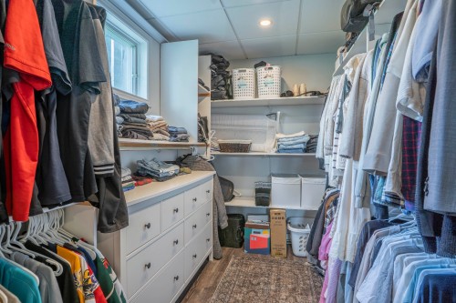 Penderie (Walk-in) - 334 Av. Des Saules, Saint-Benjamin, QC 
