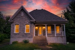 101  - 101A Rue Cynthia  Sainte-Sophie, QC J5J 1V8