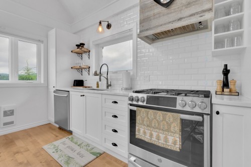 Kitchen - 1908 Ch. Du Village, Saint-Adolphe-D'Howard, QC 