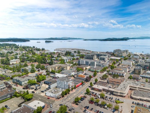 #203-2348 Beacon Ave, Sidney, BC 