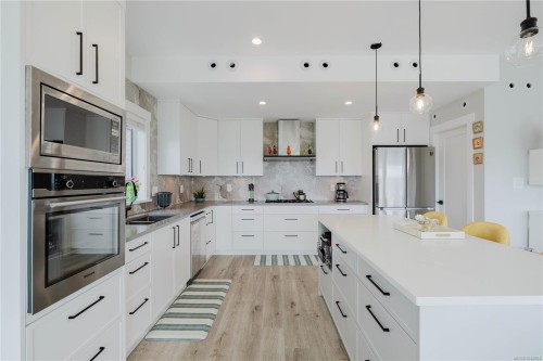 1375 Flint Ave, Langford, BC 