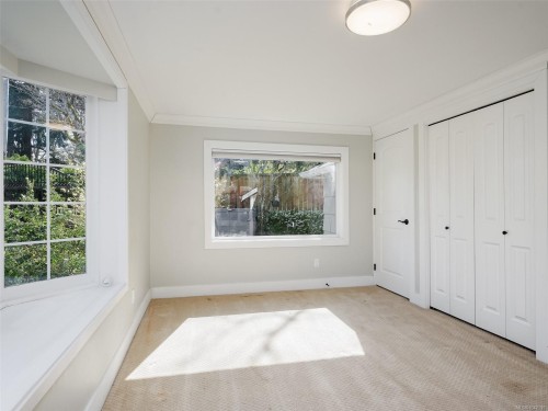 4081 Cedar Hill Rd, Saanich, BC 