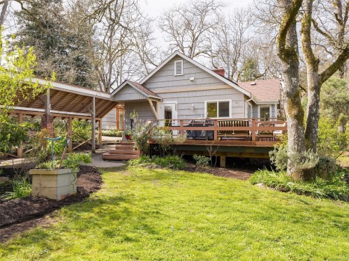4081 Cedar Hill Rd, Saanich, BC 