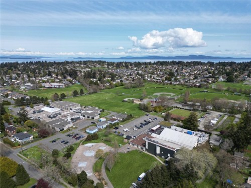 4081 Cedar Hill Rd, Saanich, BC 