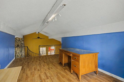 Mezzanine - 84 Rue Ste-Thérèse, Saint-Jean-Sur-Richelieu, QC - Indoor Photo Showing Other Room