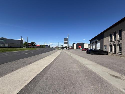 C 440 Central Avenue, Thunder Bay, ON 