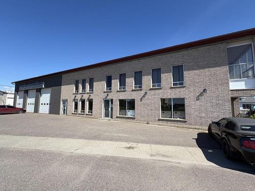 C 440 Central Avenue, Thunder Bay, ON 