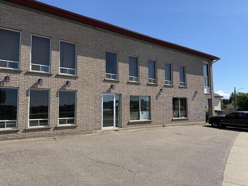 C 440 Central Avenue, Thunder Bay, ON 
