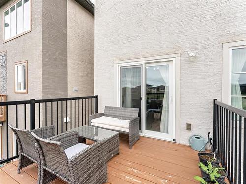 39 Rowntree Ave, Winnipeg, MB 