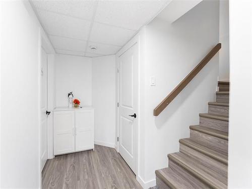 39 Rowntree Ave, Winnipeg, MB 