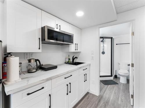 39 Rowntree Ave, Winnipeg, MB 