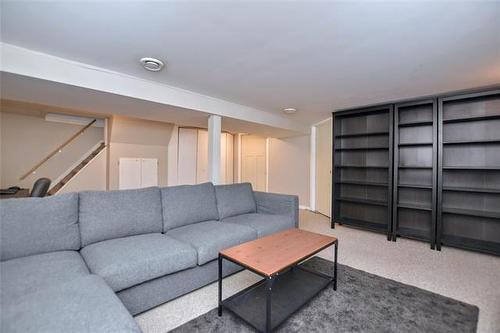 951 Minto St, Winnipeg, MB 