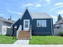 951 Minto ST  Winnipeg, MB R3G 2R7