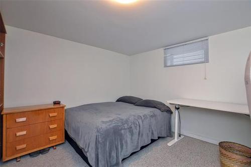 951 Minto St, Winnipeg, MB 