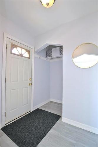 951 Minto St, Winnipeg, MB 