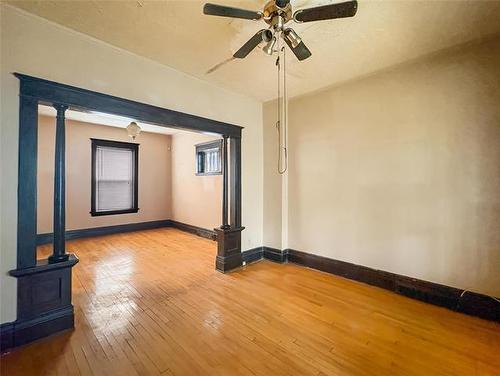597 Home St, Winnipeg, MB 