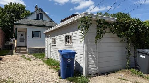 429 Parr St, Winnipeg, MB 