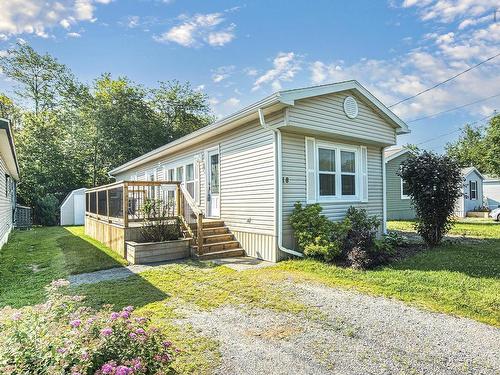 18 Elcona Avenue, Middle Sackville, NS 