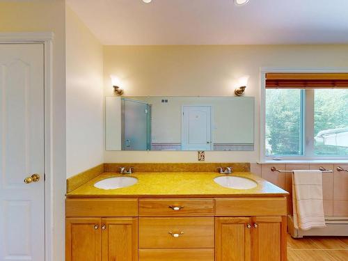 61 Sherwood Drive, Wolfville, NS 