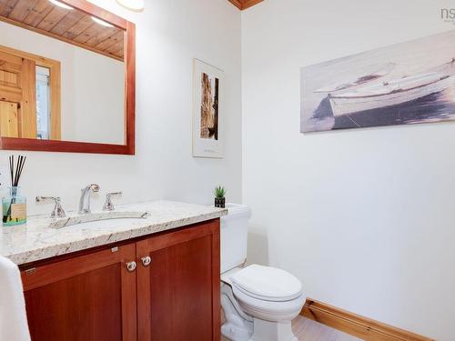 9 Lakewood Drive, Brookside, NS 