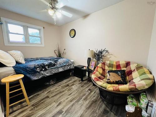 21 Snowden Avenue, Amherst, NS 