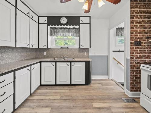 7793 Highway 7, Musquodoboit Harbour, NS - Indoor Photo Showing Kitchen With Double Sink