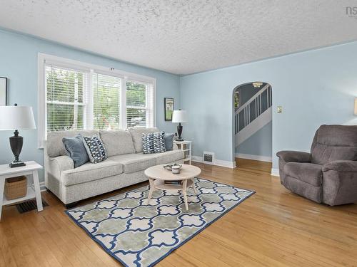 140 Victoria Road, Dartmouth, NS 