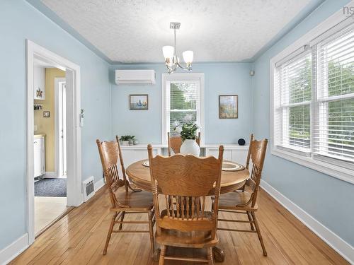 140 Victoria Road, Dartmouth, NS 