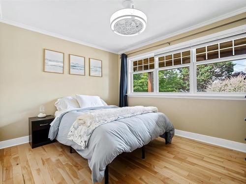 6 Stevens Road, Dartmouth, NS 