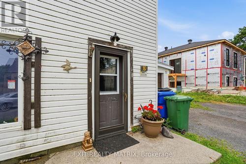 10 Peter Street, Champlain, ON 
