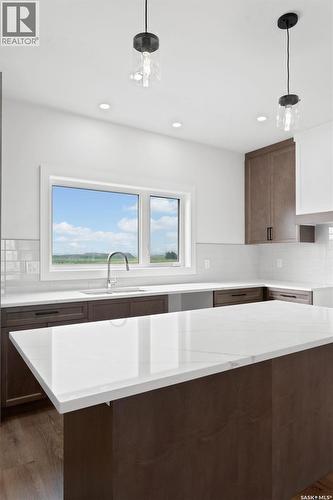 423 Eldorado Street, Warman, SK - Indoor Photo Showing Kitchen