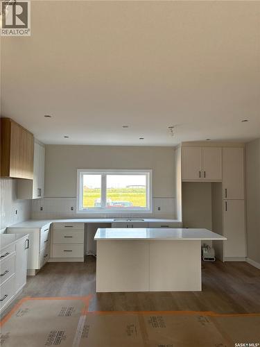 423 Eldorado Street, Warman, SK - Indoor Photo Showing Kitchen