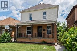 866 PARENT AVENUE Windsor, ON N9A 2E1
