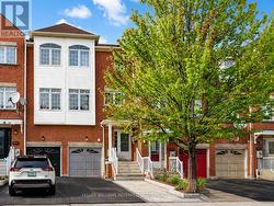 16 GUILLET STREET Toronto, ON M4B 3N8