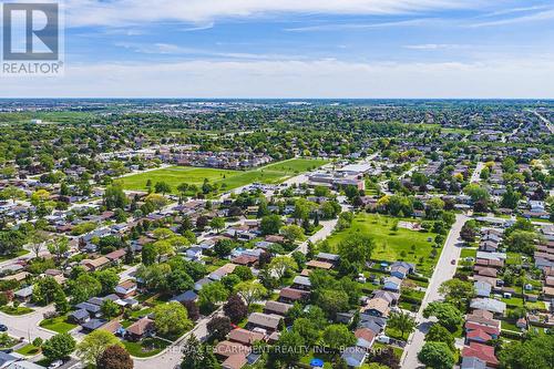 546 Mohawk Road E, Hamilton, ON 