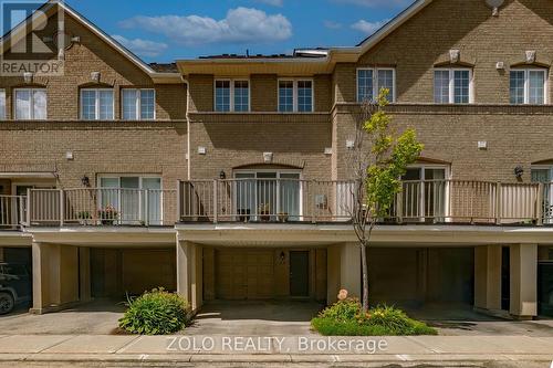 26 - 23 OBSERVATORY LANE  Richmond Hill, ON L4C 0M7
