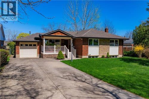181 WOODSIDE Drive  St. Catharines, ON L2T 1X7