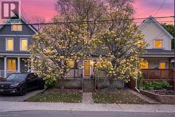 147 STRACHAN Street E  Hamilton, ON L8L 3M7