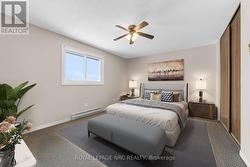 Virtually Staged photo - 